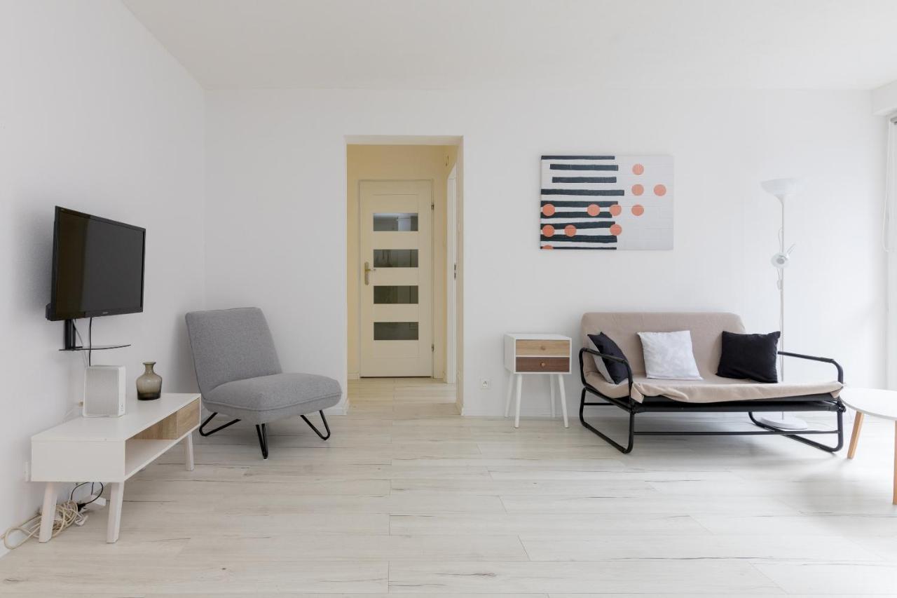 Rondo Onz Sunny Apartment Варшава Екстериор снимка