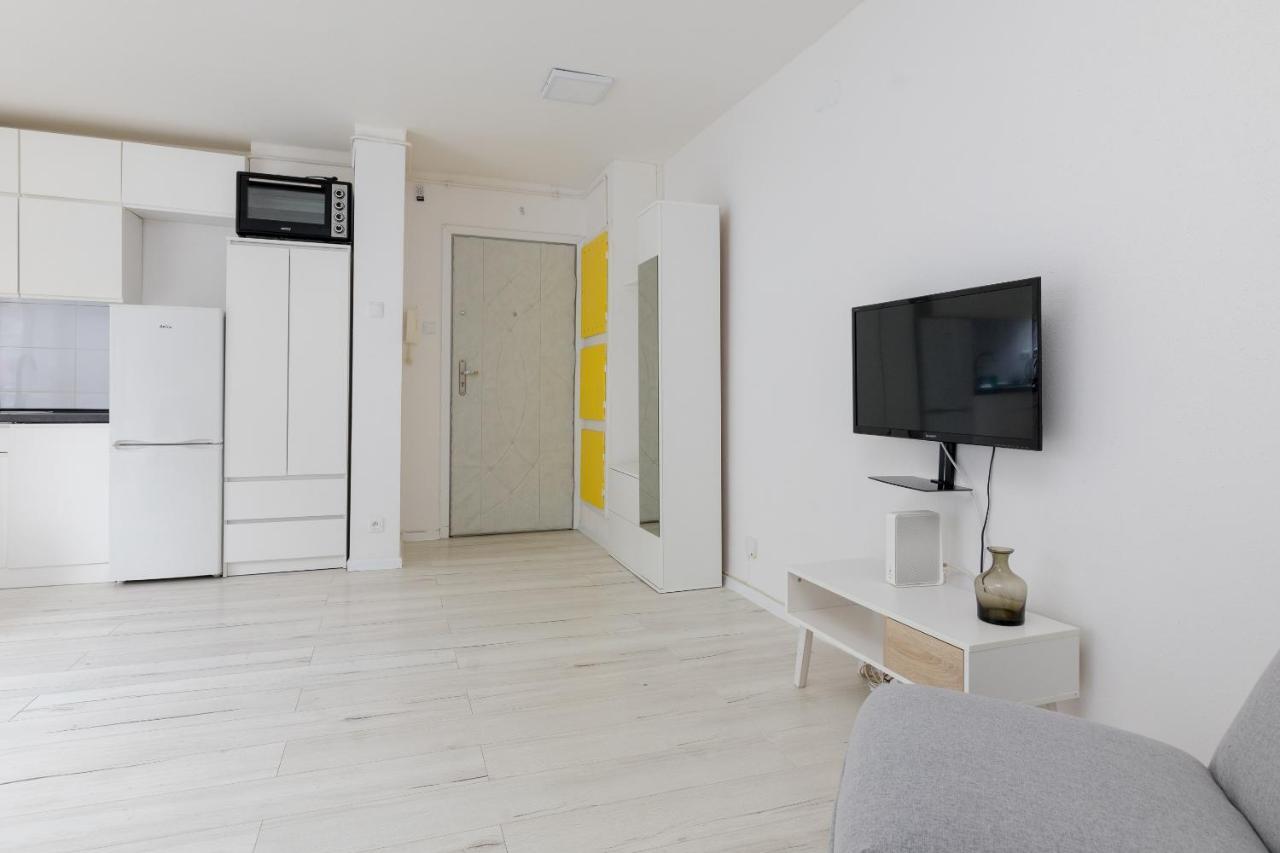 Rondo Onz Sunny Apartment Варшава Екстериор снимка