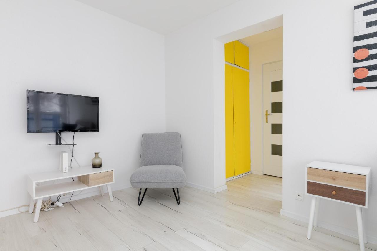 Rondo Onz Sunny Apartment Варшава Екстериор снимка