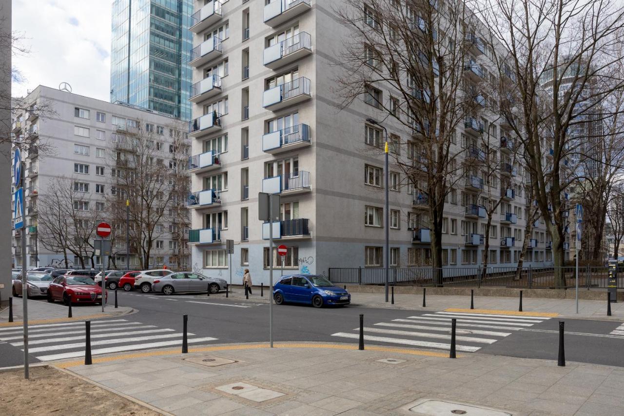 Rondo Onz Sunny Apartment Варшава Екстериор снимка