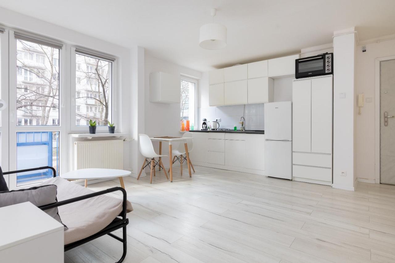 Rondo Onz Sunny Apartment Варшава Екстериор снимка